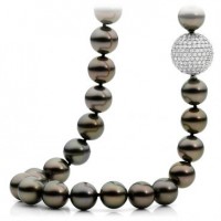 Black Tahitian Pearl Strand
