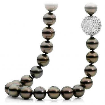 Black Tahitian Pearl Strand