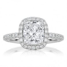 Cushion Cut with seamless Claw set Halo