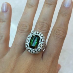 Vintage inspired rings for her to adore