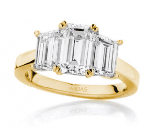 yellow gold trilogy ring
