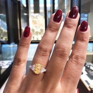Engagement ring spotlight: Yellow diamonds