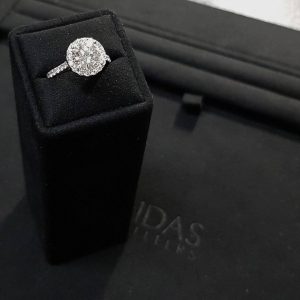 Halo engagement ring