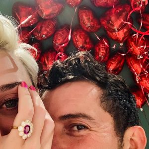 Katy Perry's engagement ring from Orlando Bloom
