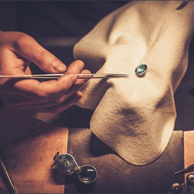Diamond specialist