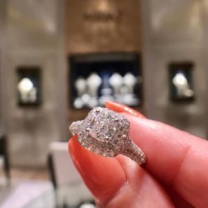 Why Midas Jewellery is the way to go