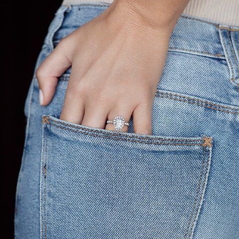 The Different Ways You Can Add White Gold Into Your Design
