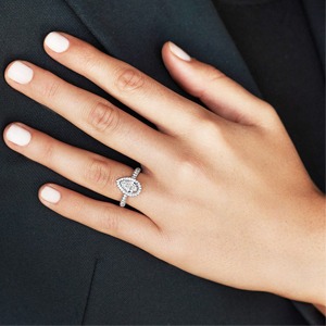 Top 5 halo engagement rings