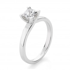 Solitaire Princess Cut Diamond – White Gold