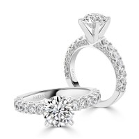 Round Classic Engagement Ring with Brilliant Diamond Shoulders